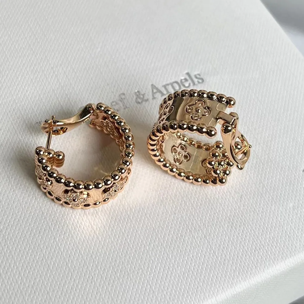 Pavé Bloom Earrings