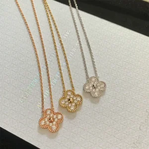 Clover Necklace