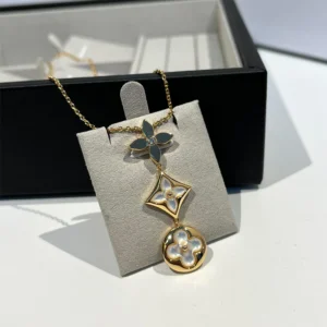 Mother-of-Pearl Accent Necklace