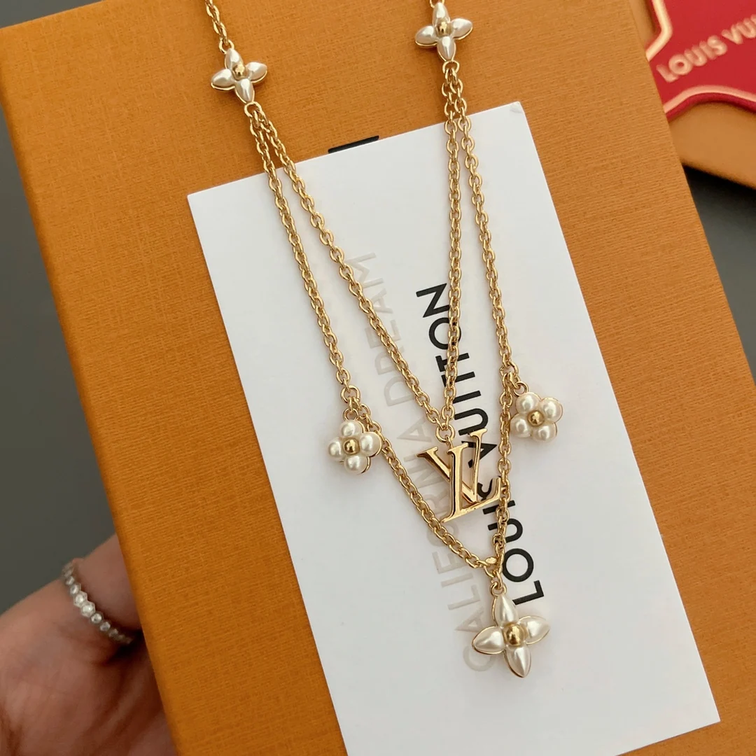 Petal Duo Necklace