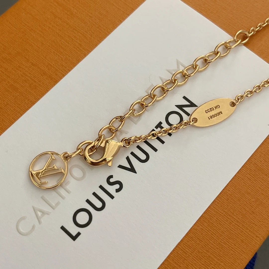Petal Duo Necklace