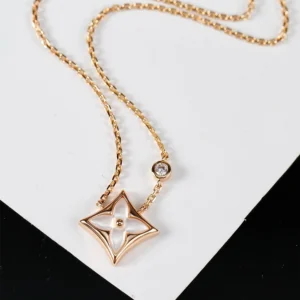 Mother-of-Pearl Lozenge Graphic Motif Necklace