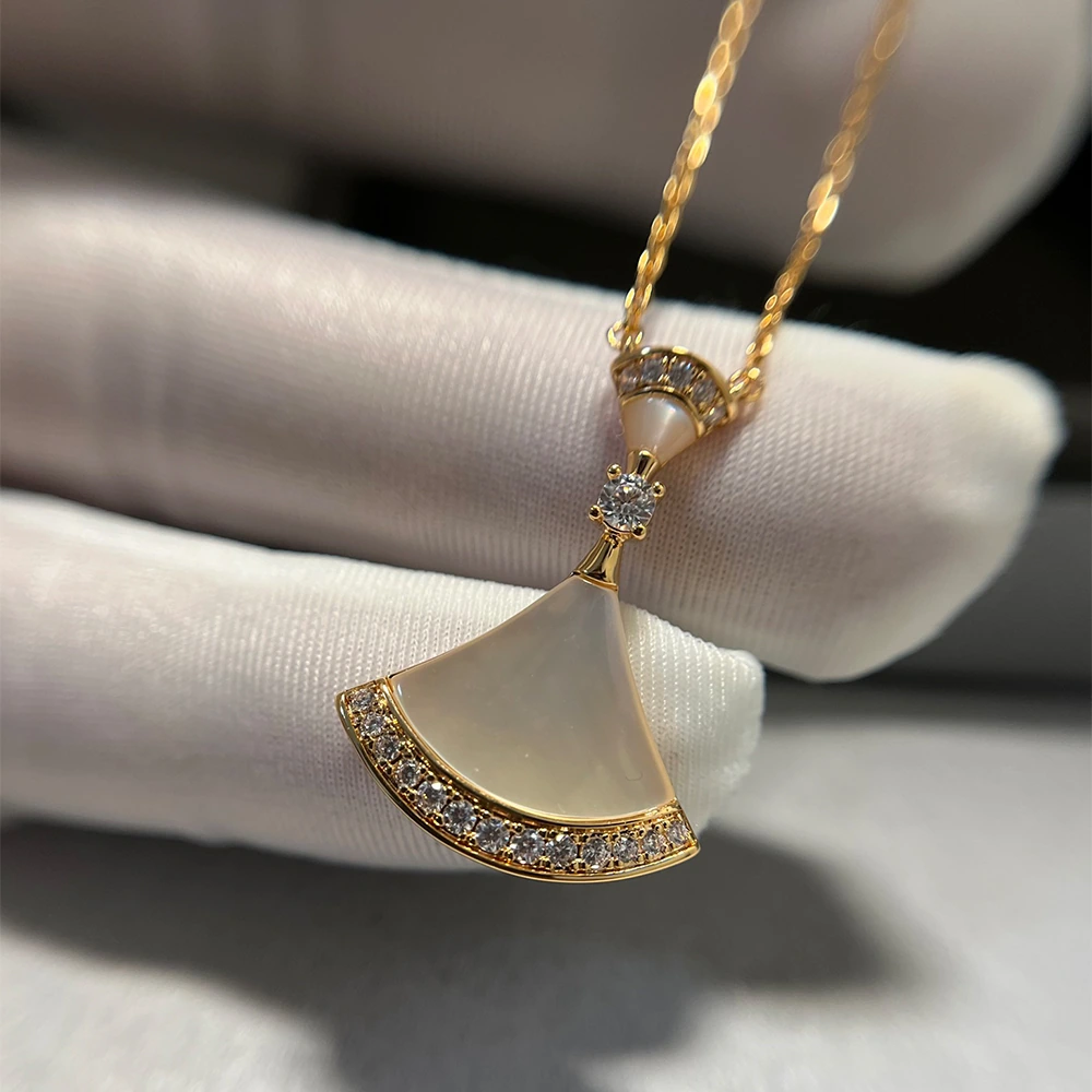 Mother-of-Pearl Fan Necklace