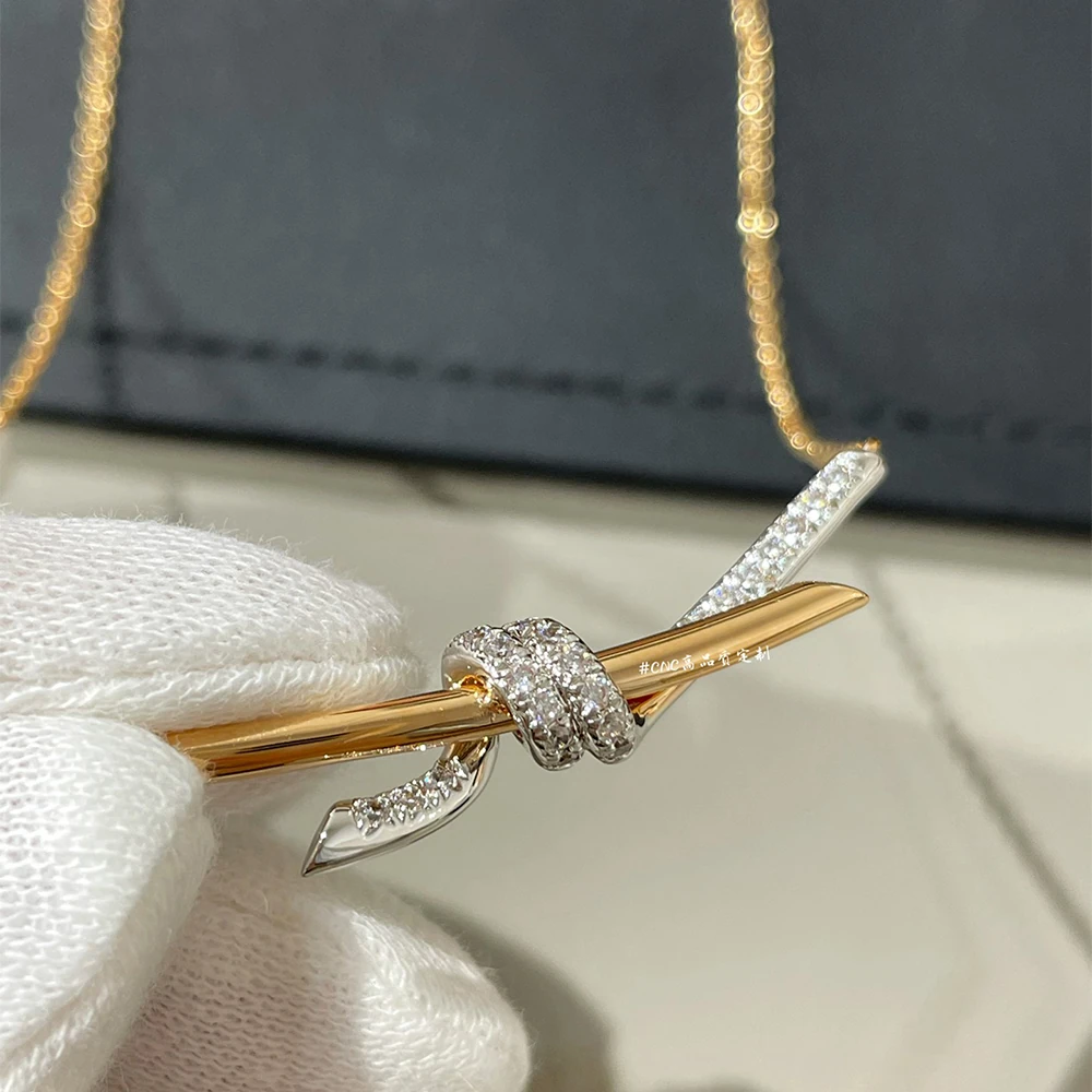 Knot Pavé Pendant Necklace