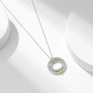 Open Motif Pendant Necklace