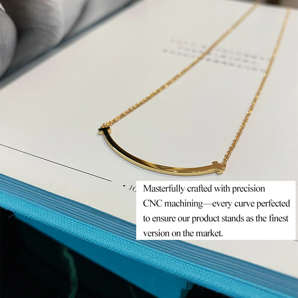 Medium Smile Necklace
