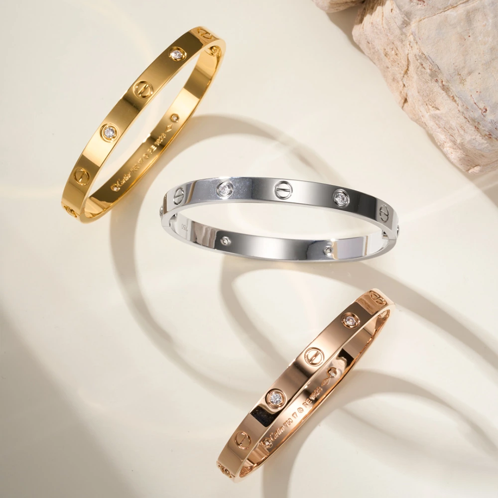 Wide Screw Motif Four-Pavé Bracelet