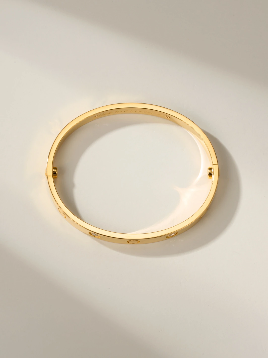 Wide Screw Motif Four-Pavé Bracelet