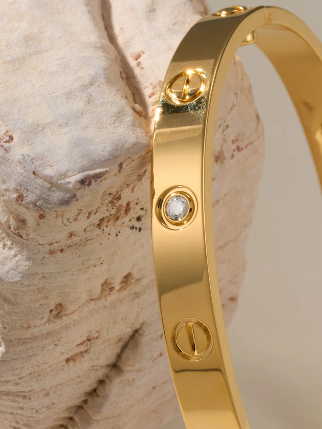 Wide Screw Motif Four-Pavé Bracelet