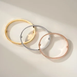 Wide Screw Motif Ten-Pavé Bracelet