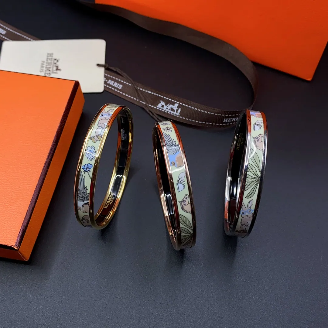 Arc Leather Wrap Bracelet