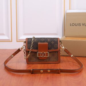 Mini Chain Lock Handbags main product image