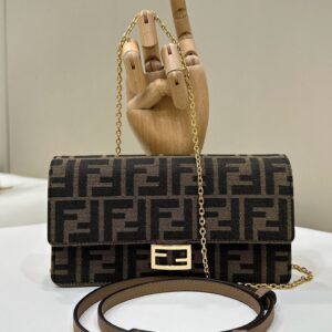Baguette chain wallet 21*5*11.5cm main product image