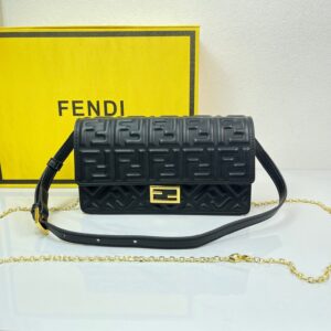 Classic relief fashion bag main product image