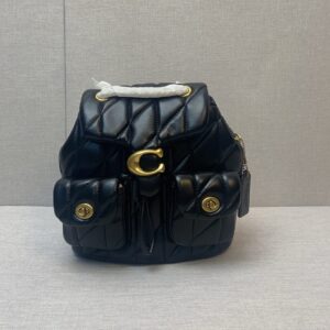 Large capacity backpack 21 * 10 * 20cm detail view 1