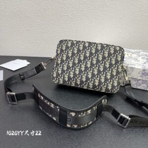Cross Body Bag Camera Bags 22*15*5 detail view 1