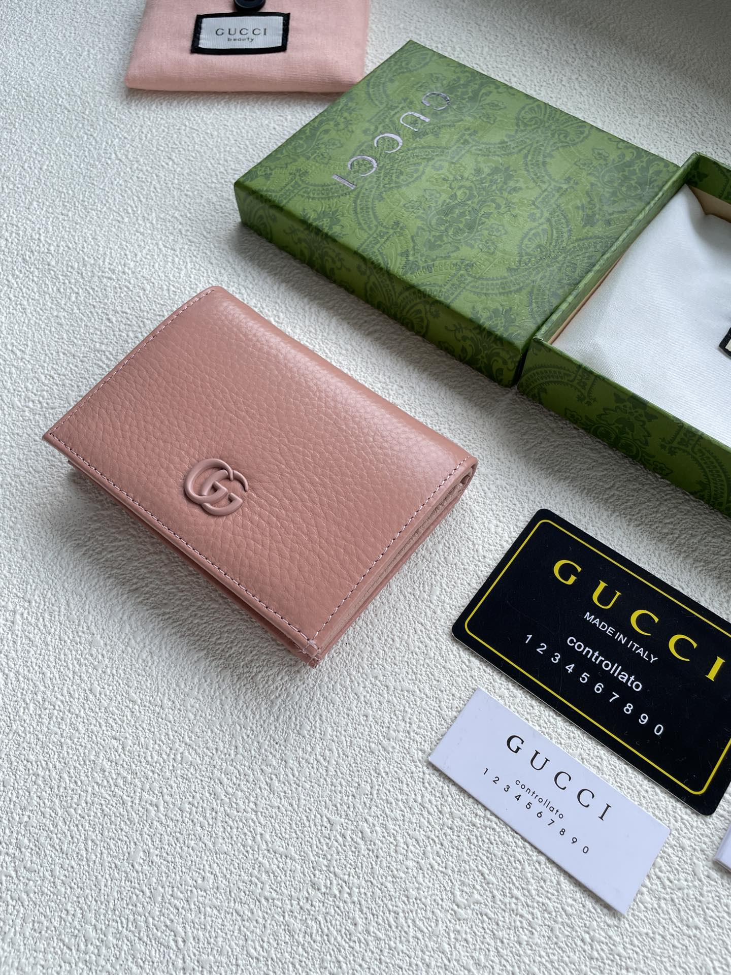 Pink Cowhide Lychee Pattern Clutch 11*9*2.5cm detail view 5
