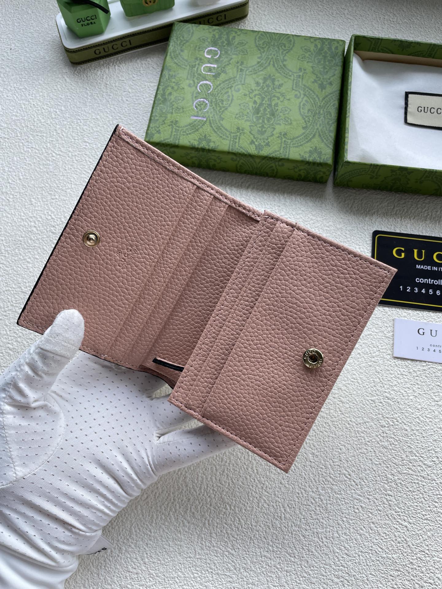 Pink Cowhide Lychee Pattern Clutch 11*9*2.5cm detail view 6