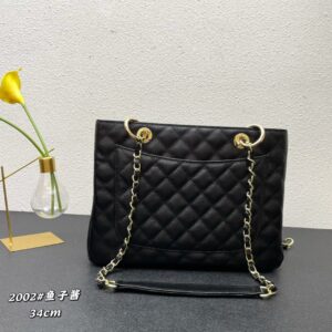 Caviar cowhide ball pattern handbag 34.5*25.5*14cm detail view 1