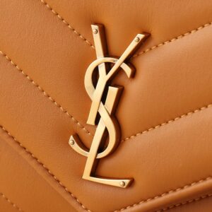 Sheepskin envelope handbag 29*17*8cm detail view 1