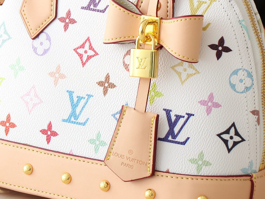 Hot-selling handbag of the season 17.5*11.5*23.5cm detail view 4