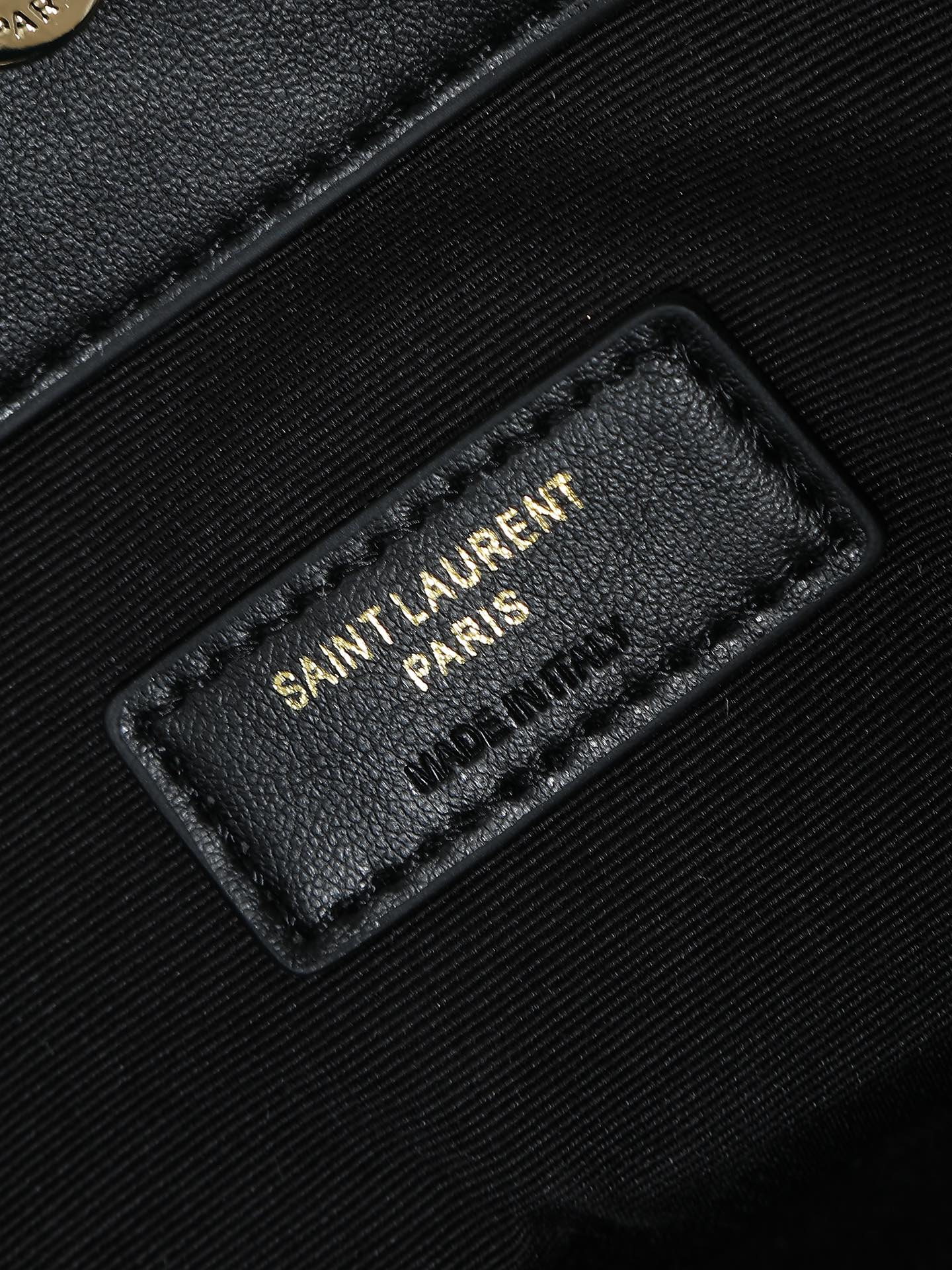 Lucky Bucket Bag 27×34×3cm detail view 1