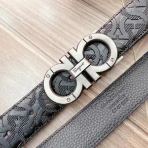 Men's Heritage Textured Leather Belt with Sculpted Double-Ring Buckle, 35 mm detail view 1