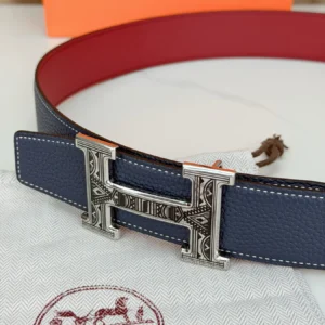 Men's Modern Leather Belt with Geometric H Buckle, 38 mm detail view 1