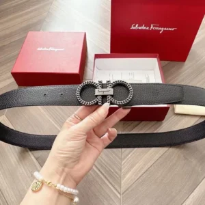 Men's Refined Textured Leather Belt with Sculpted Double-Ring Buckle, 35 mm detail view 1
