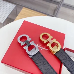 Men's Reversible Textured Leather Belt with Sculpted Double-Ring Buckle, 40 mm main product image