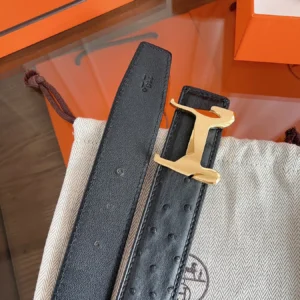 Men's Classic Ostrich-Texture Leather Belt with Geometric H Buckle, 38 mm main product image