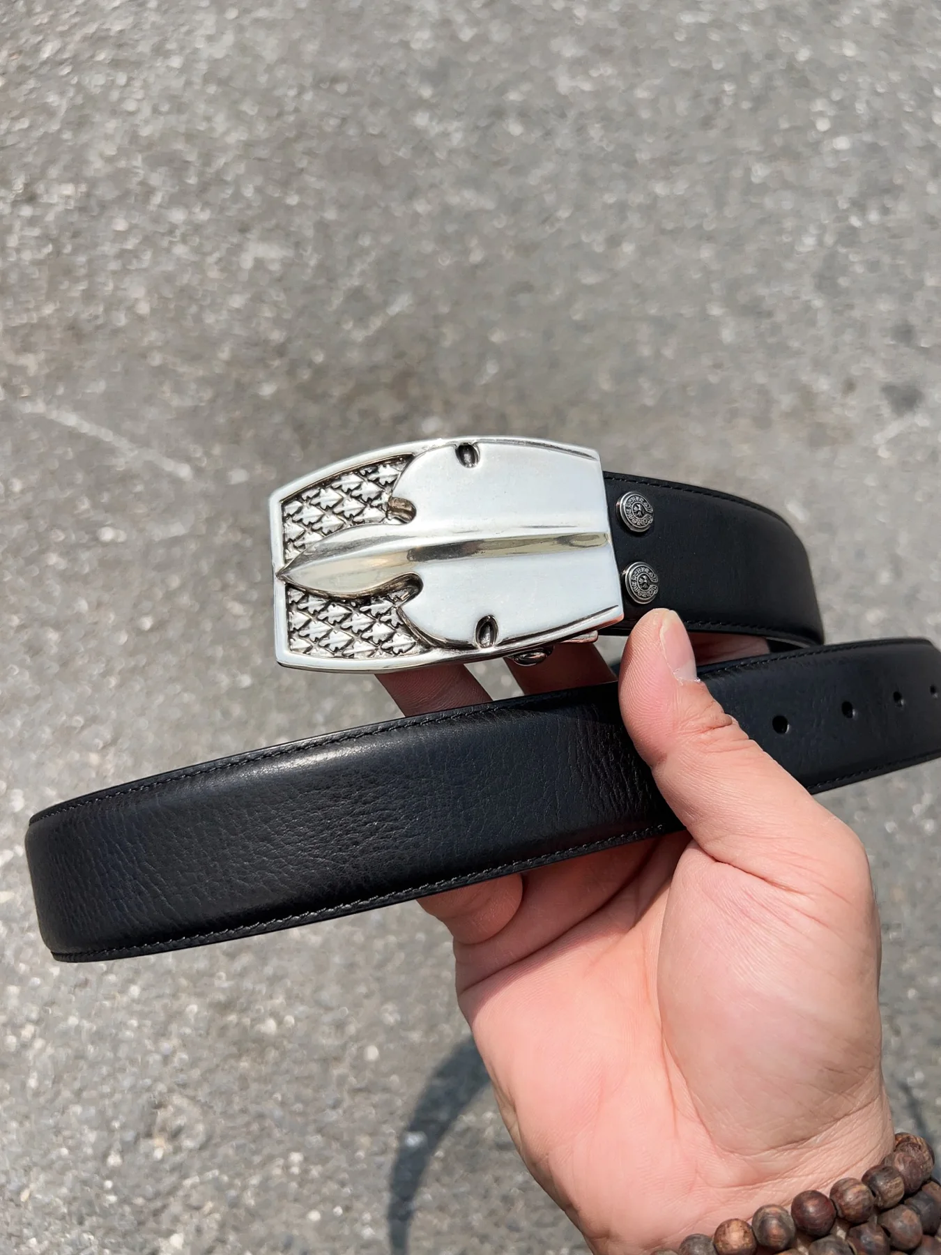 Unisex Modern Leather Belt with Ornate Engraved Statement Buckle, 38 mm main product image