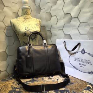 Black leather men's handbag