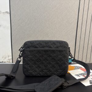 Three-in-one black crossbody bag