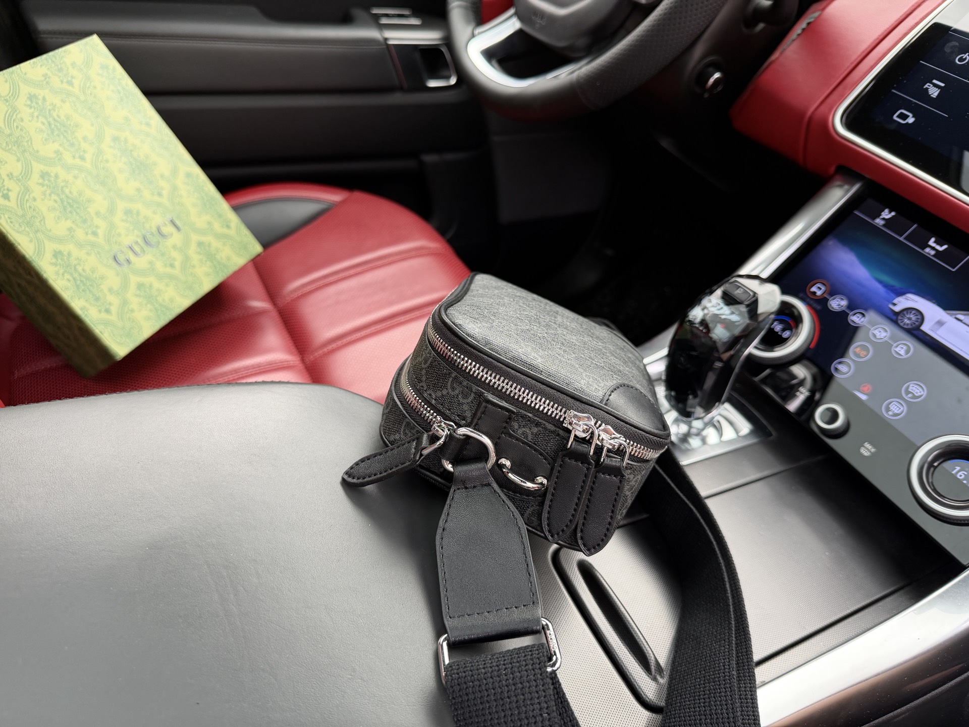 GG Black Crossbody Bag - Image 7