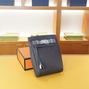 Black H all-leather crossbody bag